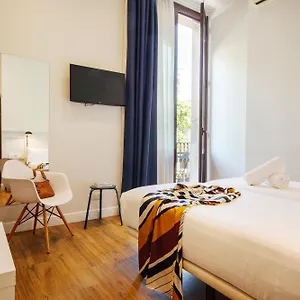 3* Maison d'hôtes Som Nit Born