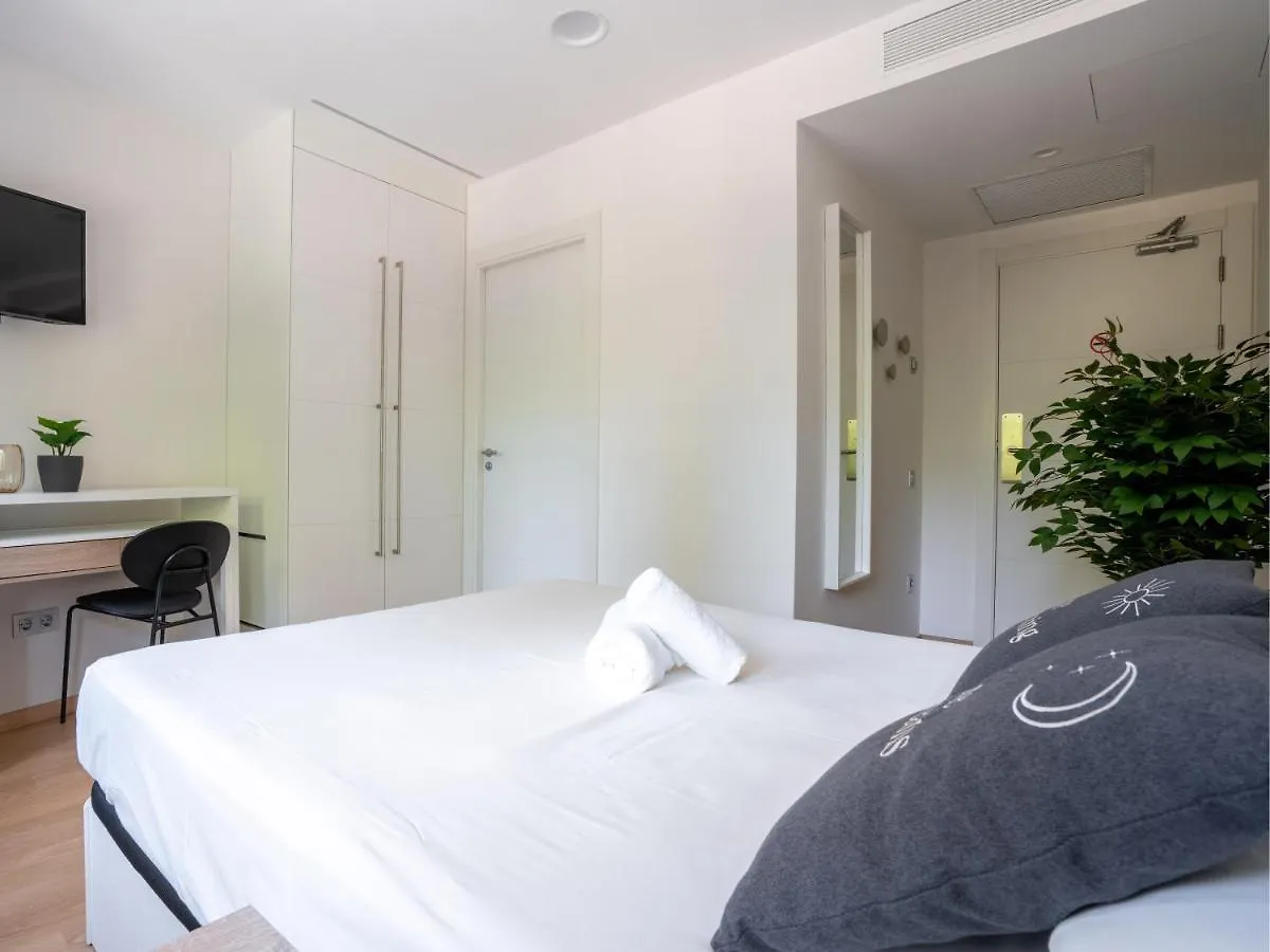 Limehome Barcelona Carrer De Fontcoberta - Digital Access Spanje